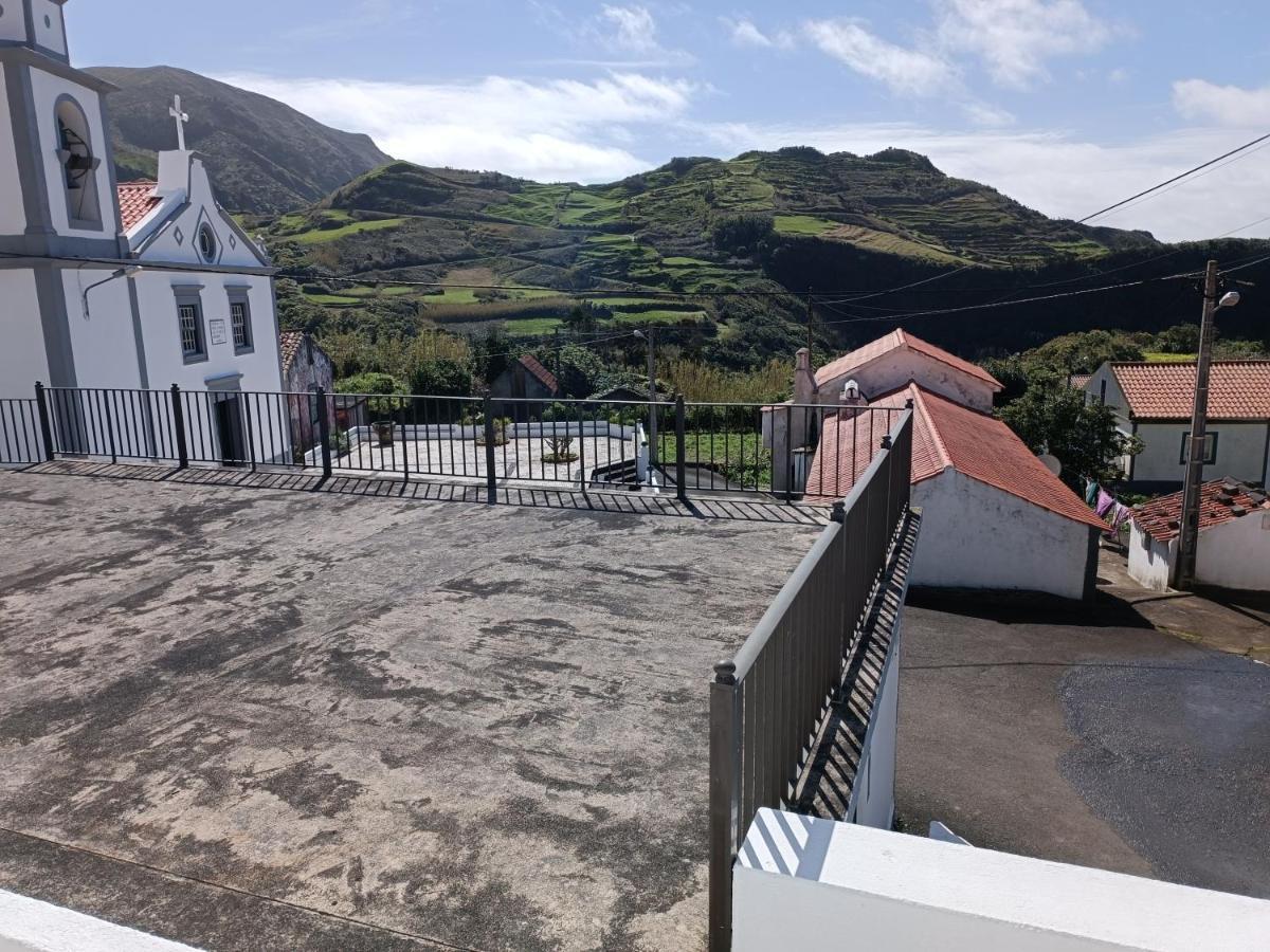 Alojamento Local M&I Lajes das Flores Экстерьер фото