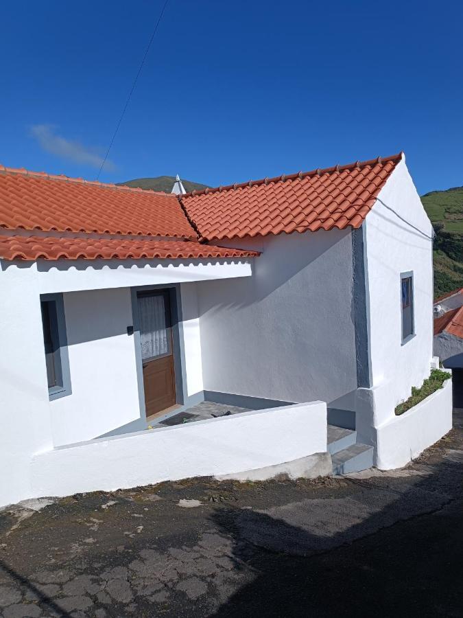 Alojamento Local M&I Lajes das Flores Экстерьер фото