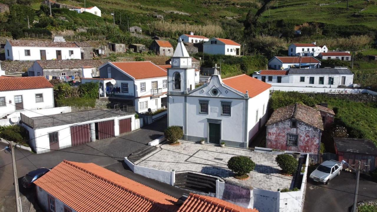 Alojamento Local M&I Lajes das Flores Экстерьер фото